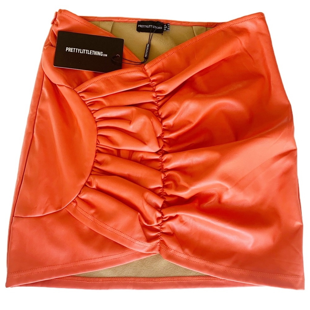 Pretty Little Thing Faux Leather Skirt Size 6